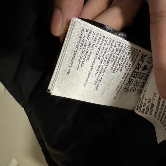 ❌❌SOLD ❌❌Canada Goose Victoria Parka - Black - Picture 11 of 16